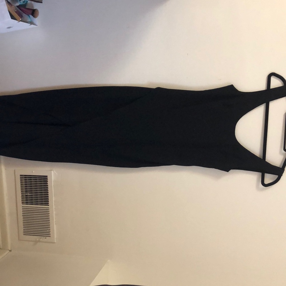 Loose black dress